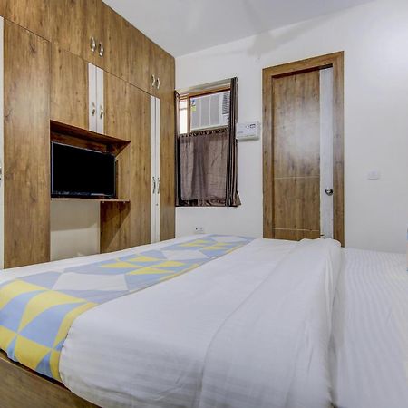 Hotel Collection O 77421 Near Medanta hospital Gurgaon Exterior foto